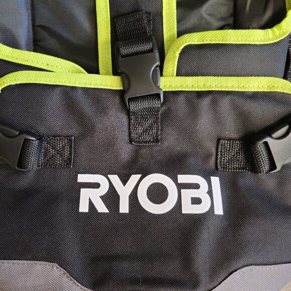 RYOBI ONE+ 18V 1 Gal. Adjustable Lightweight Backpack Holster for Sprayers - Picture 3 of 14